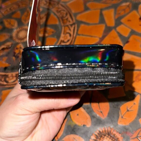 MIAMICA Travel Zip Around Pill Case Quilted Diamond Sewn Black Faux Leather - Picture 6 of 8